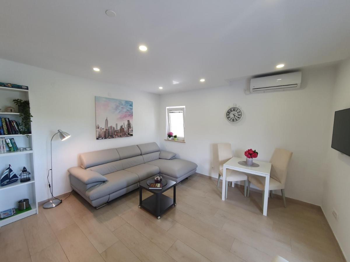 Apartmani Melanie Poreč Exteriér fotografie